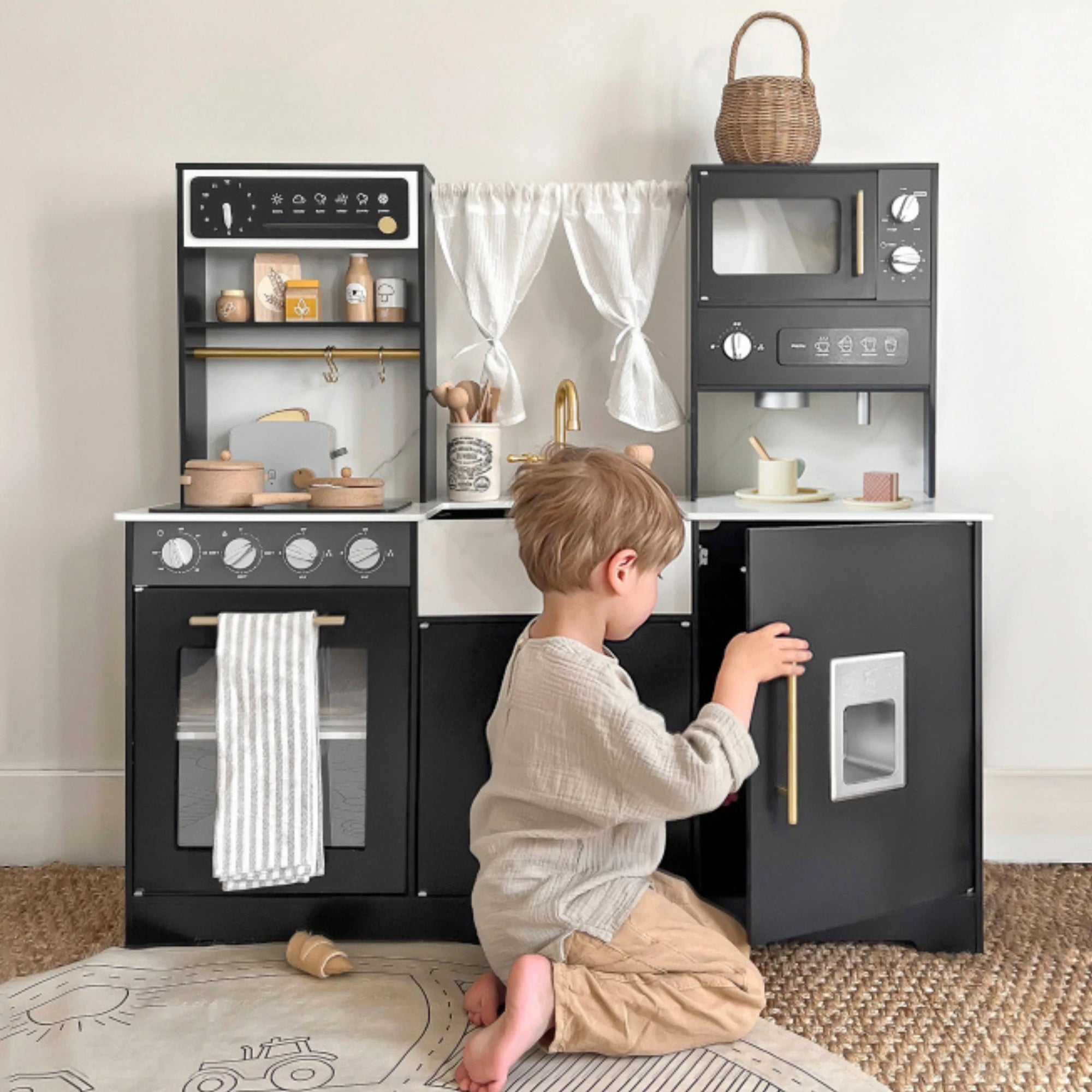 Iconic Kitchen - Black