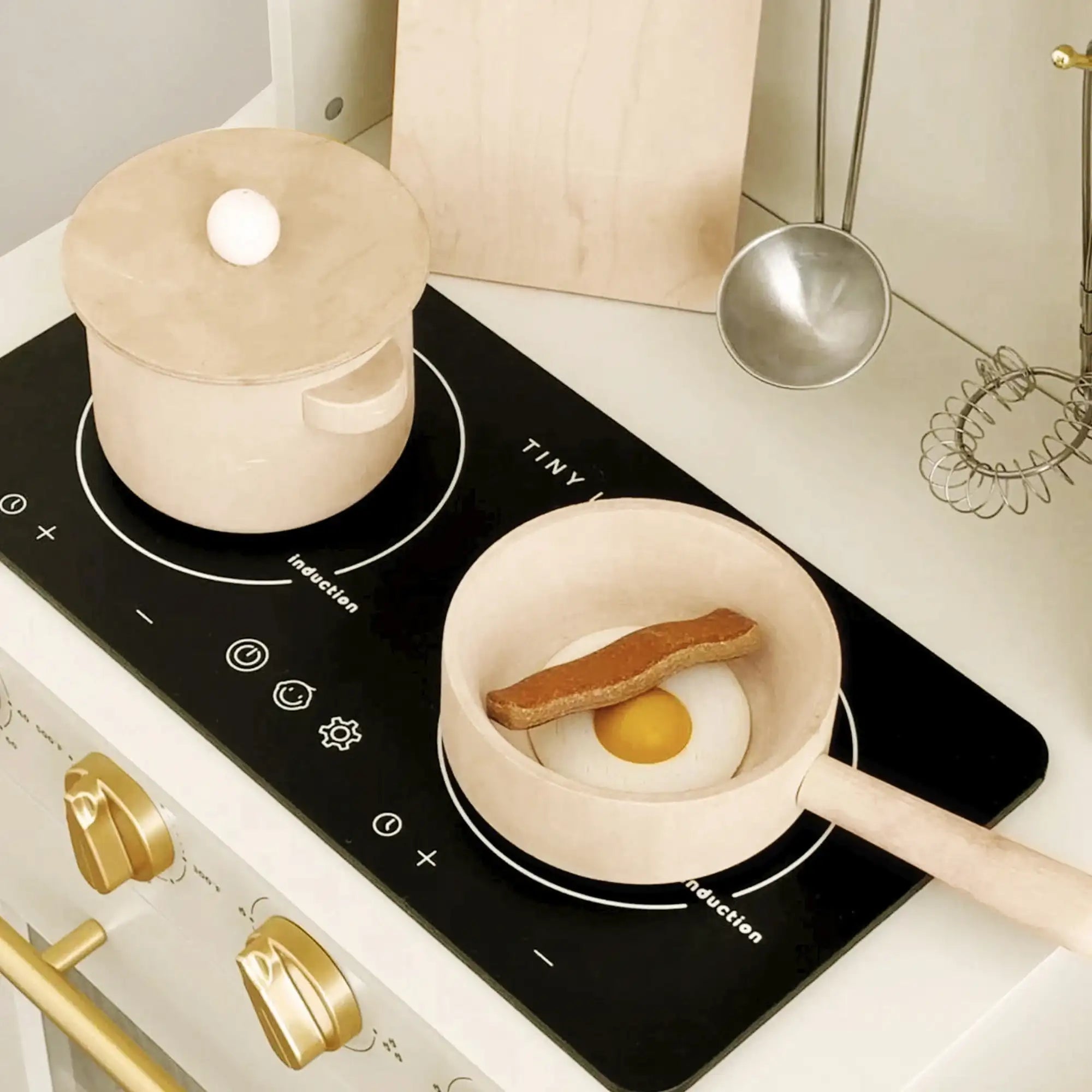 Iconic Kitchen - Cream