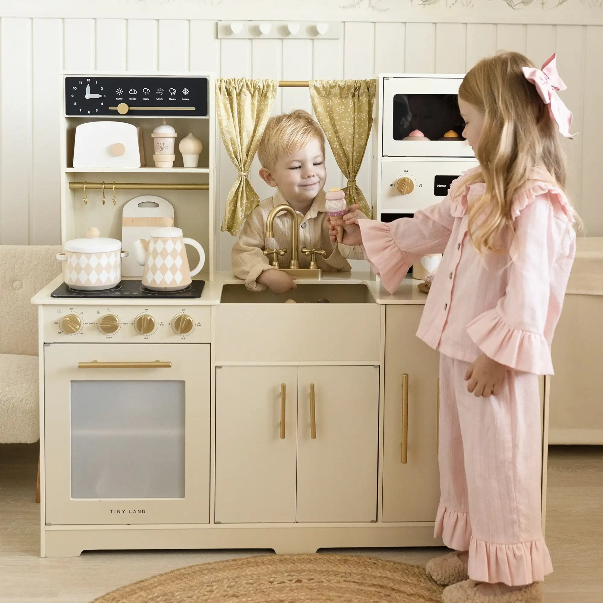 Iconic Kitchen - Cream