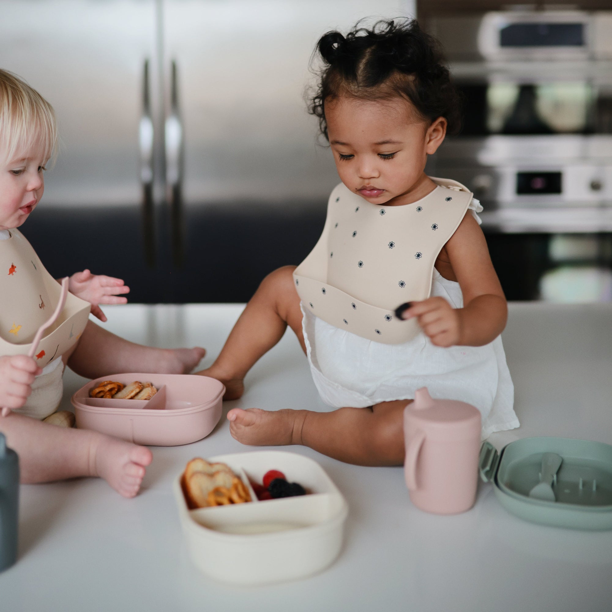 Kid's Lunchbox | Travel divided food container