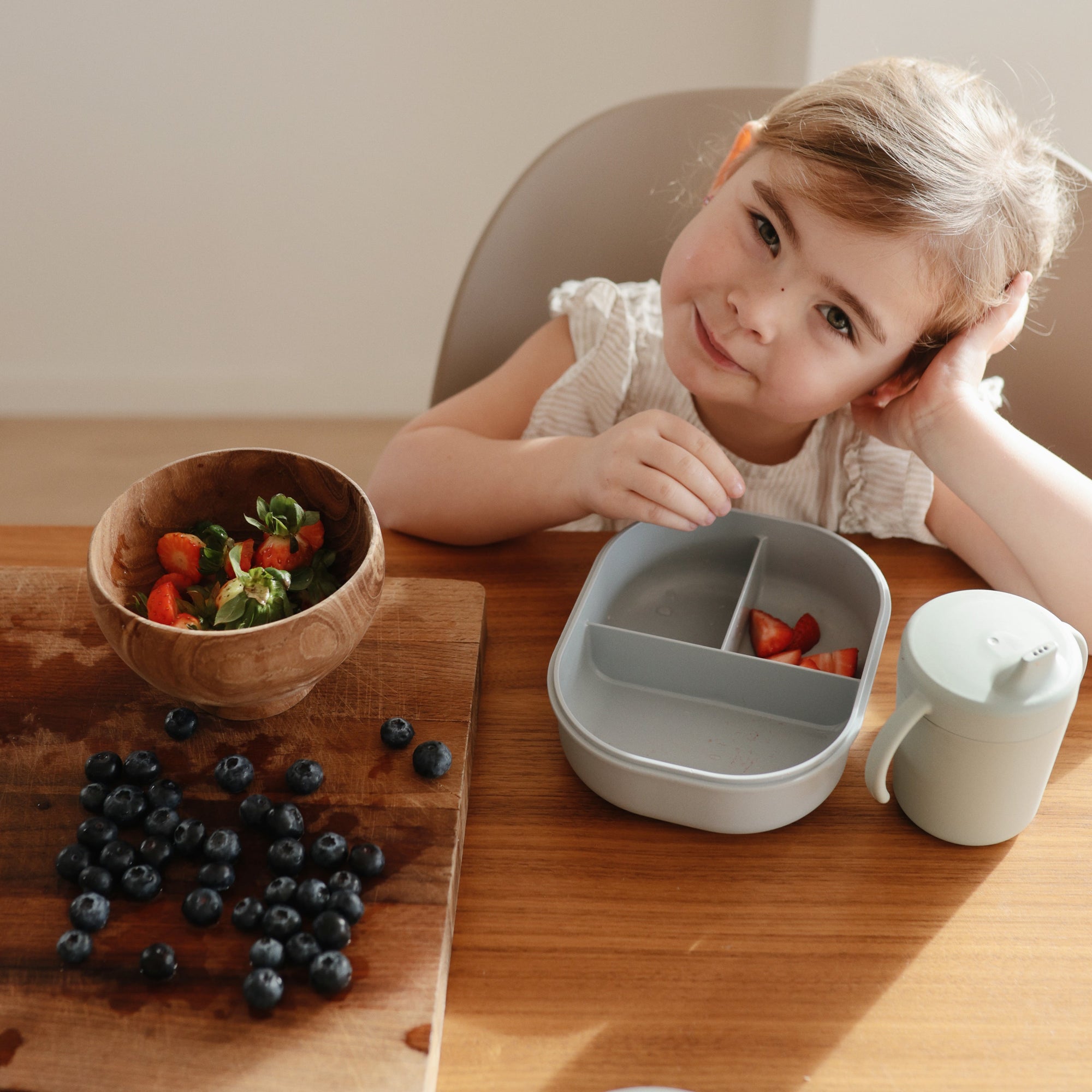 Kid's Lunchbox | Travel divided food container