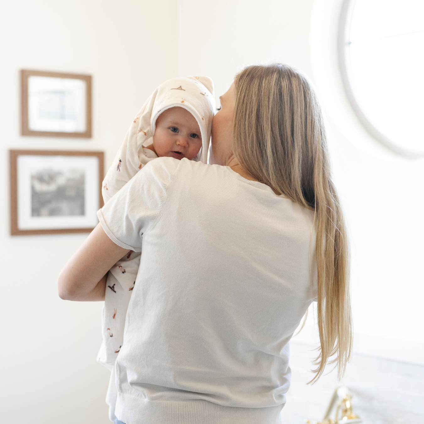 Lightweight Hooded Baby Towel
