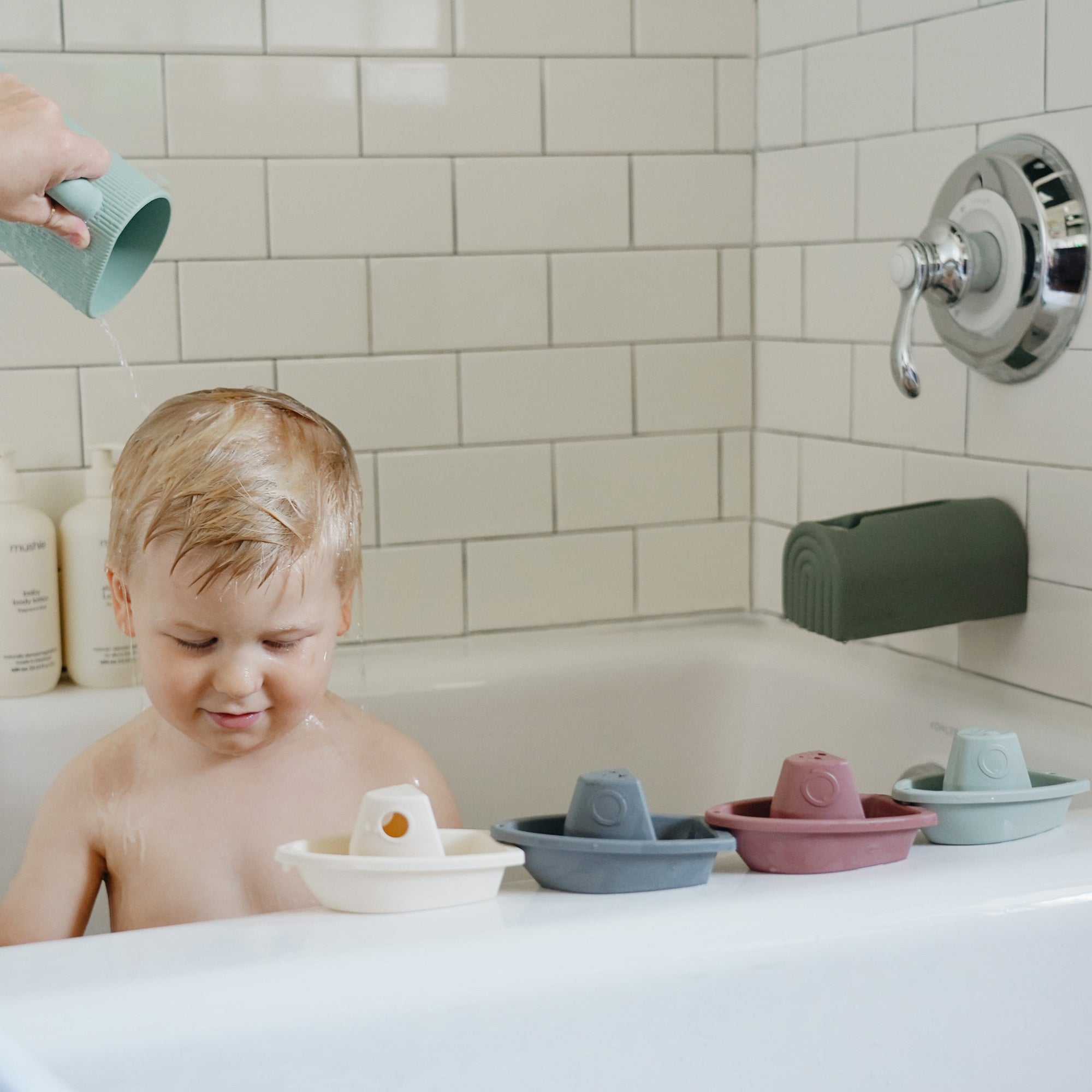 Fluted Modern Baby Bath Time Rinse Cup