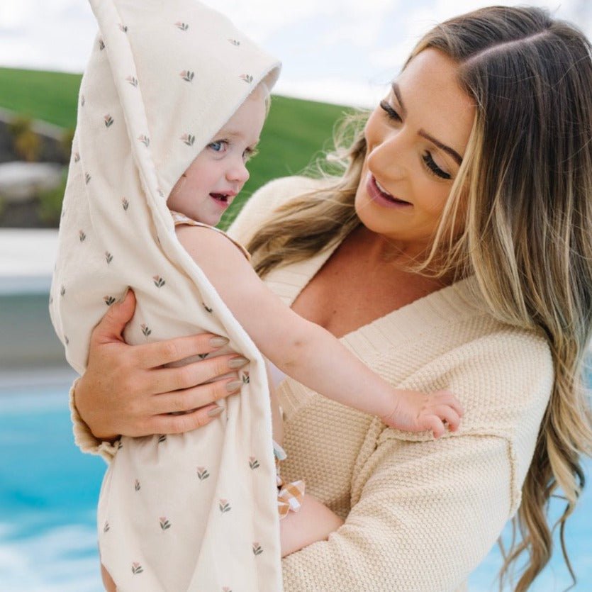 Lightweight Hooded Baby Towel