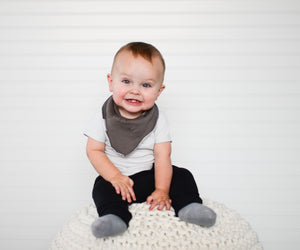 Modern Movers - Black - size 9 to 12 months