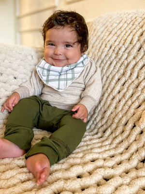 Modern Movers - Olive - size 9-12mo